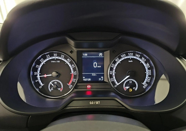 Skoda Octavia cena 63500 przebieg: 102129, rok produkcji 2019 z Milanówek małe 352